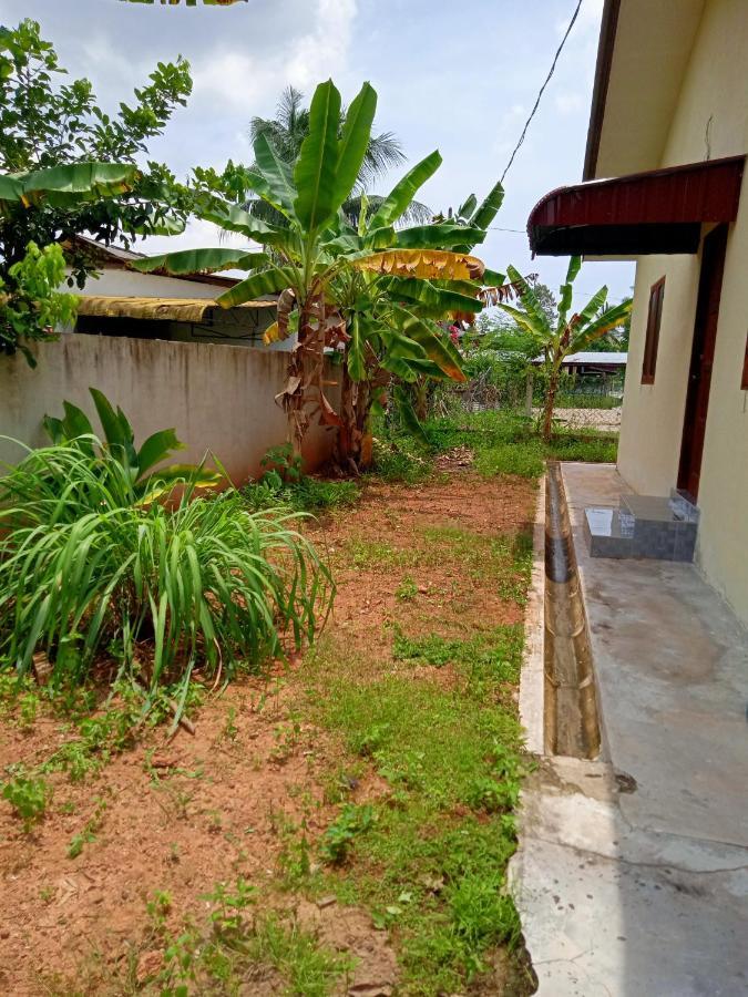 Homestay Idaman Di Kuala Terengganu Dengan 2 Bilik Aircond - Harga Utk 1 Rumah Exterior photo