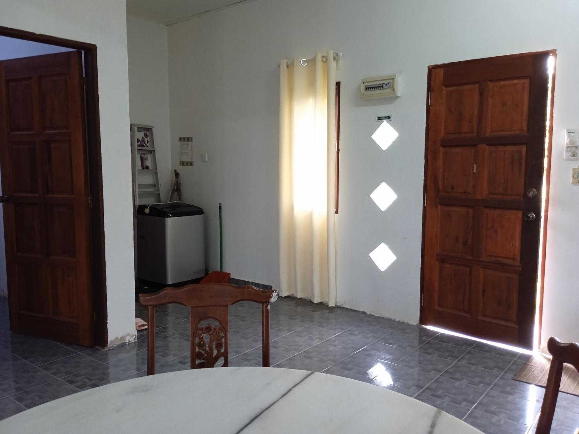 Homestay Idaman Di Kuala Terengganu Dengan 2 Bilik Aircond - Harga Utk 1 Rumah Exterior photo
