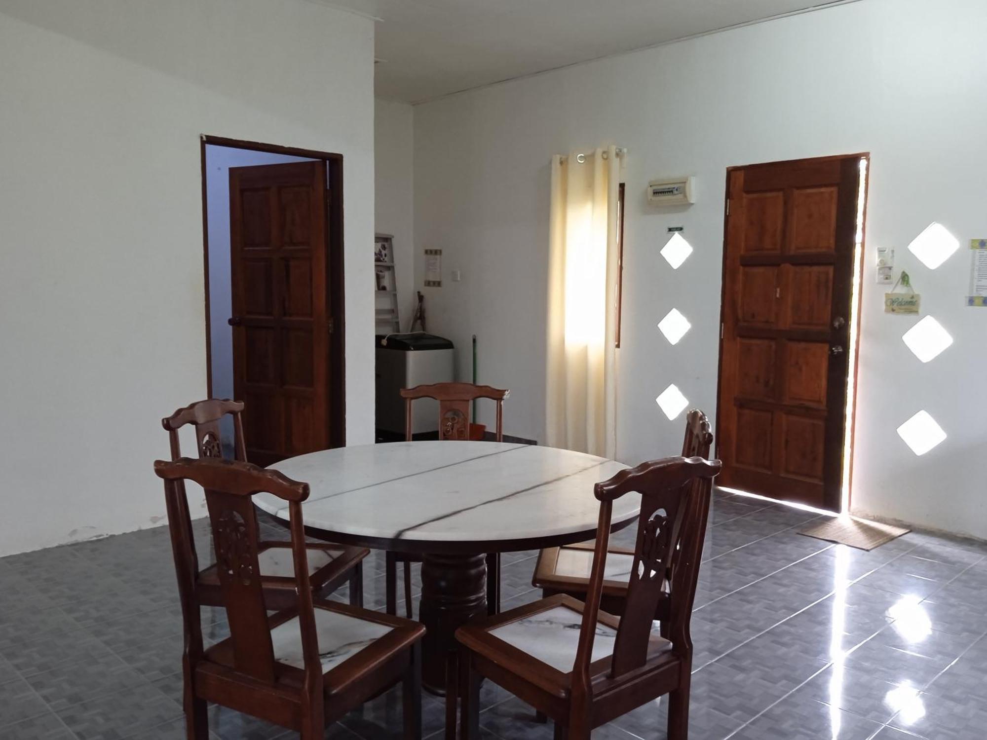 Homestay Idaman Di Kuala Terengganu Dengan 2 Bilik Aircond - Harga Utk 1 Rumah Exterior photo